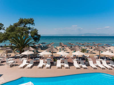 COOEE Mediterranean Beach Hotel Bild 4