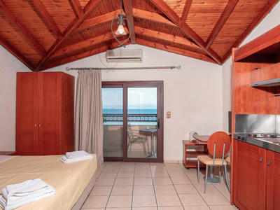 COOEE Mediterranean Beach Hotel Bild 8