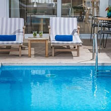 cooee_lavris_hotel_superior_private_pool.jpg